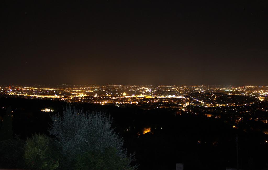 Best View Small House Free Parking Self Check-In Budapeste Exterior foto