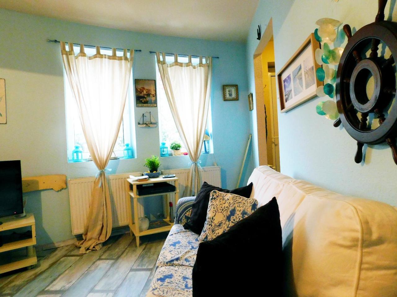 Best View Small House Free Parking Self Check-In Budapeste Exterior foto